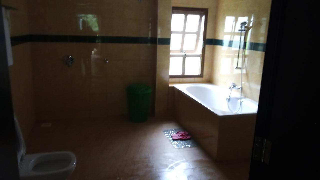 White Horse Inn Kabale Экстерьер фото